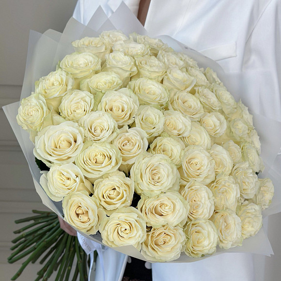 Букет из 51 розы Мондиаль (Эквадор) 70 см в фирменной упаковке