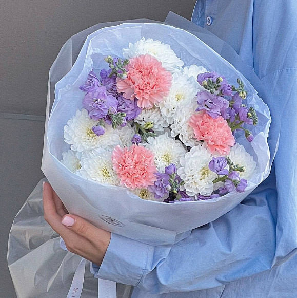 Bouquet 05 из маттиолы, диантусов и хризантем